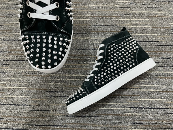 Chr1st1an louboutin modernlook 2667